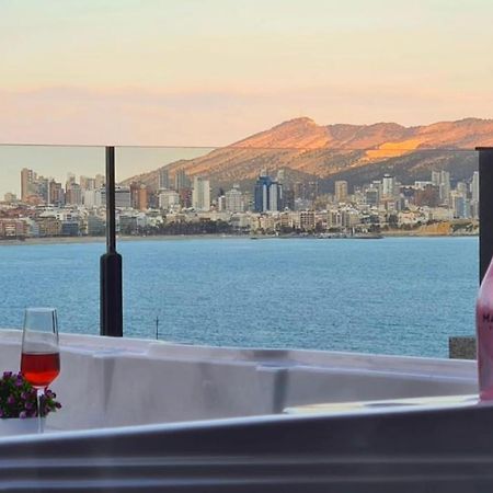 Luxury Apartment With Private Hot Tub By Poniente Beach 베니돔 외부 사진