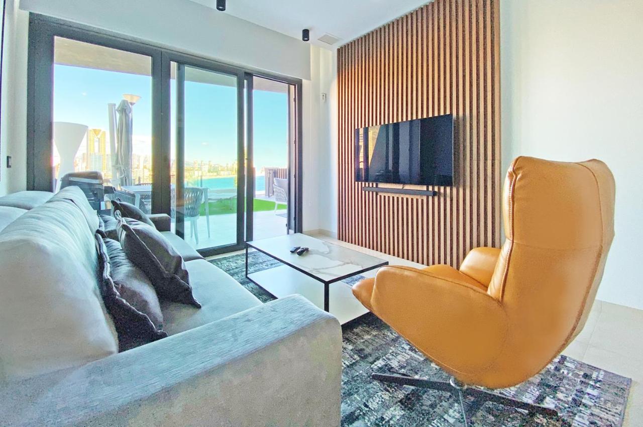 Luxury Apartment With Private Hot Tub By Poniente Beach 베니돔 외부 사진