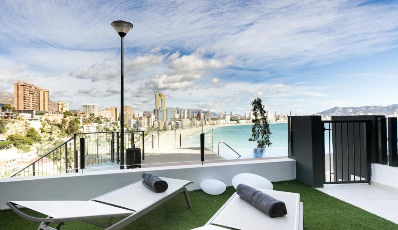 Luxury Apartment With Private Hot Tub By Poniente Beach 베니돔 외부 사진